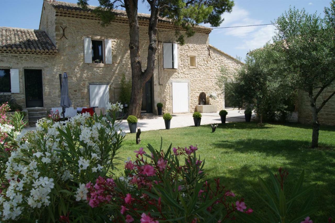 Gites Dans Mas En Pierres Robion en Luberon エクステリア 写真