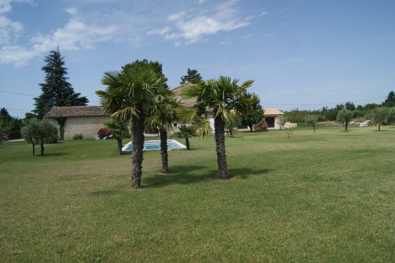 Gites Dans Mas En Pierres Robion en Luberon エクステリア 写真